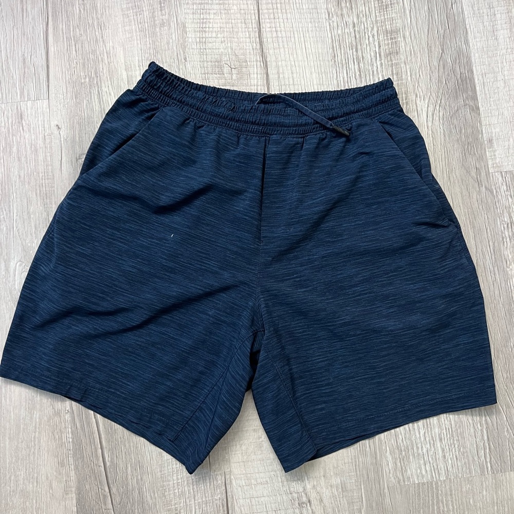 Lululemon pace breaker 7” inseam liner less.
